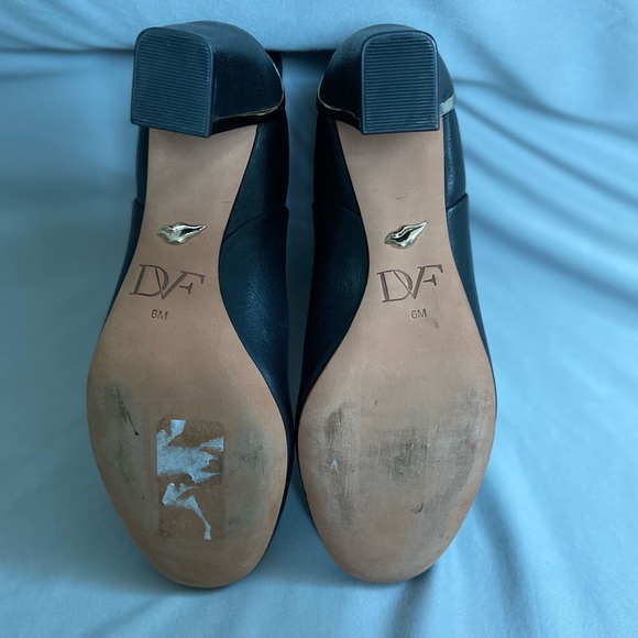 DVF Black and Gold Heeled Boots - Picture 3 of 4